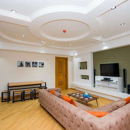 Feyu Hostel Baku Exteriör bild